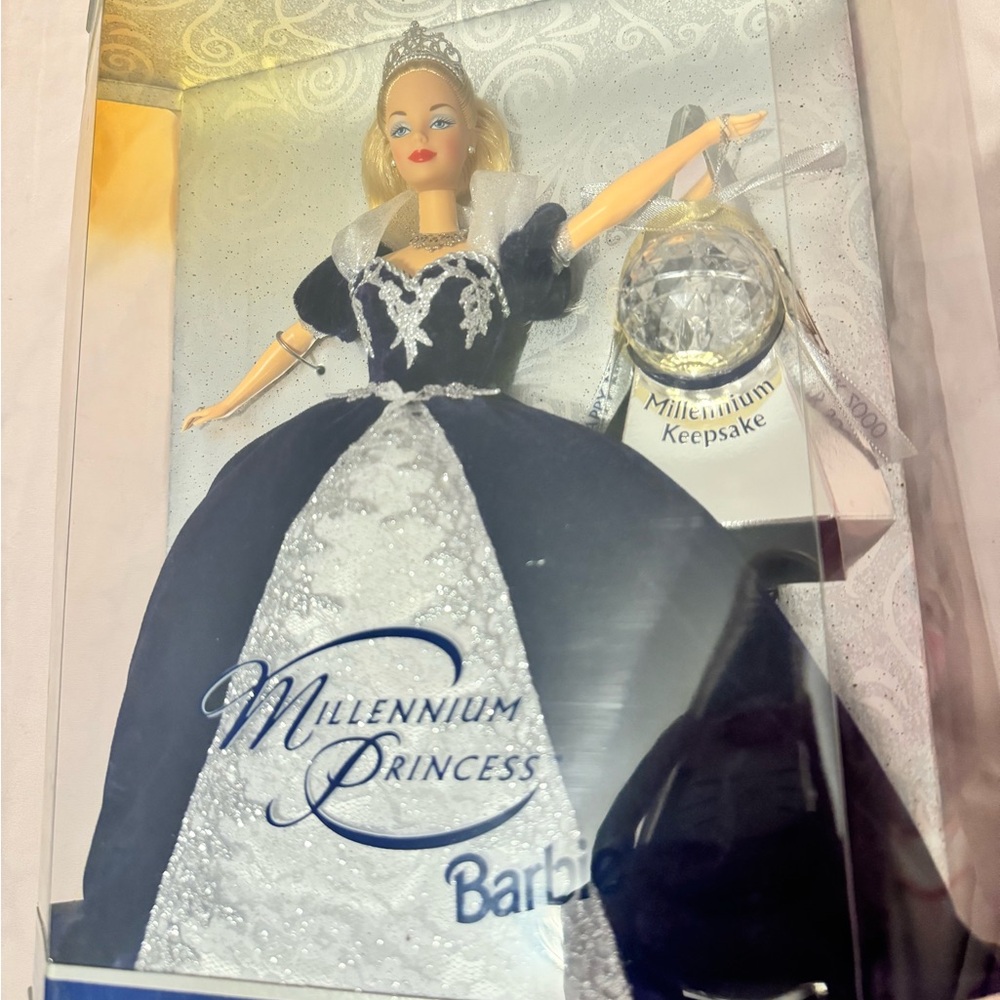 BARBIE DOLL 2000